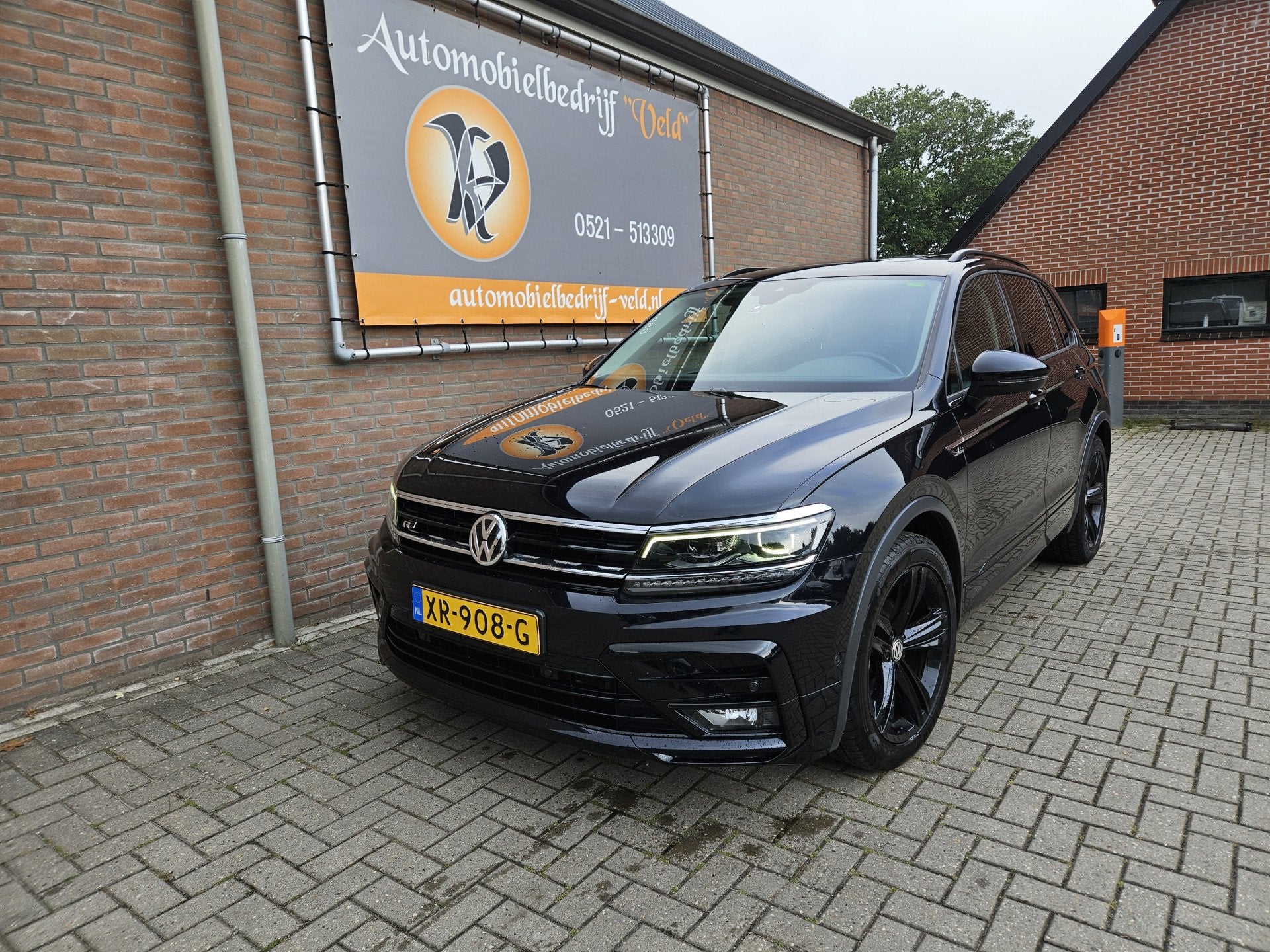 Volkswagen Tiguan 1.5 TSI ACT Highline R Line (bj 2019), Gebruikt, Euro 6, 150 pk, SUV of Terreinwagen