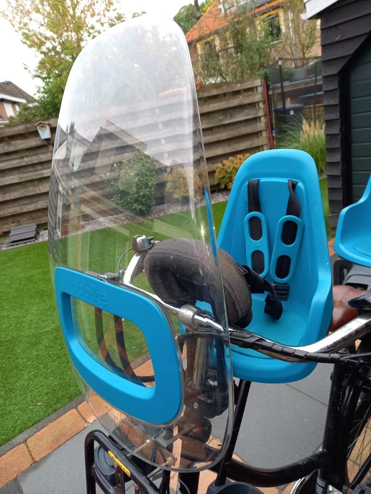 Bobike One Mini voorzitje met windscherm en kussentje, Fietsen en Brommers, Voetsteuntjes, Voorzitje, Ophalen of Verzenden, Zo goed als nieuw