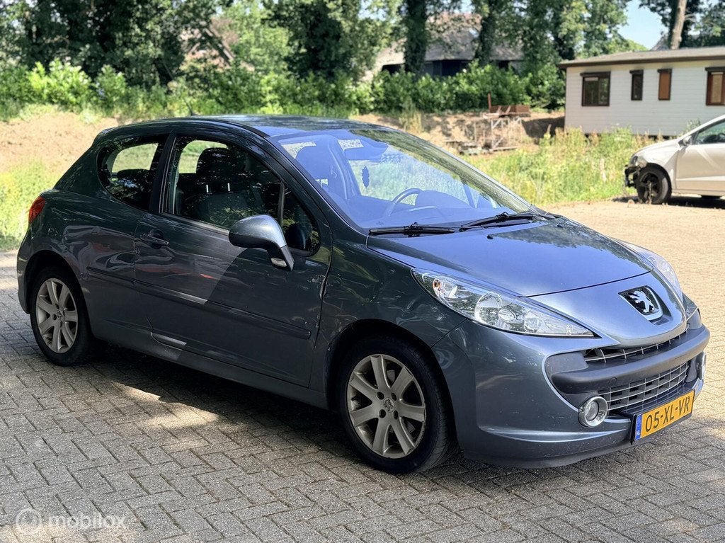 Peugeot 207 1.6-16V XS Pack SCHADE RECHTS ! Apk verlopen, Voorwielaandrijving, Gebruikt, 4 cilinders, 1188 kg