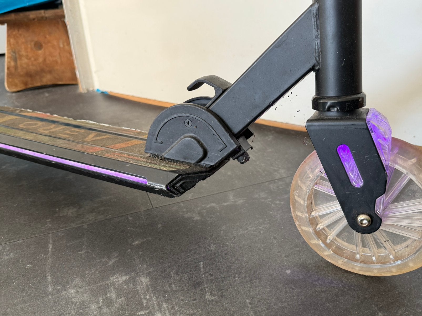 Step met led, Fietsen en Brommers, Steps, Ophalen, Gebruikt, Gewone step