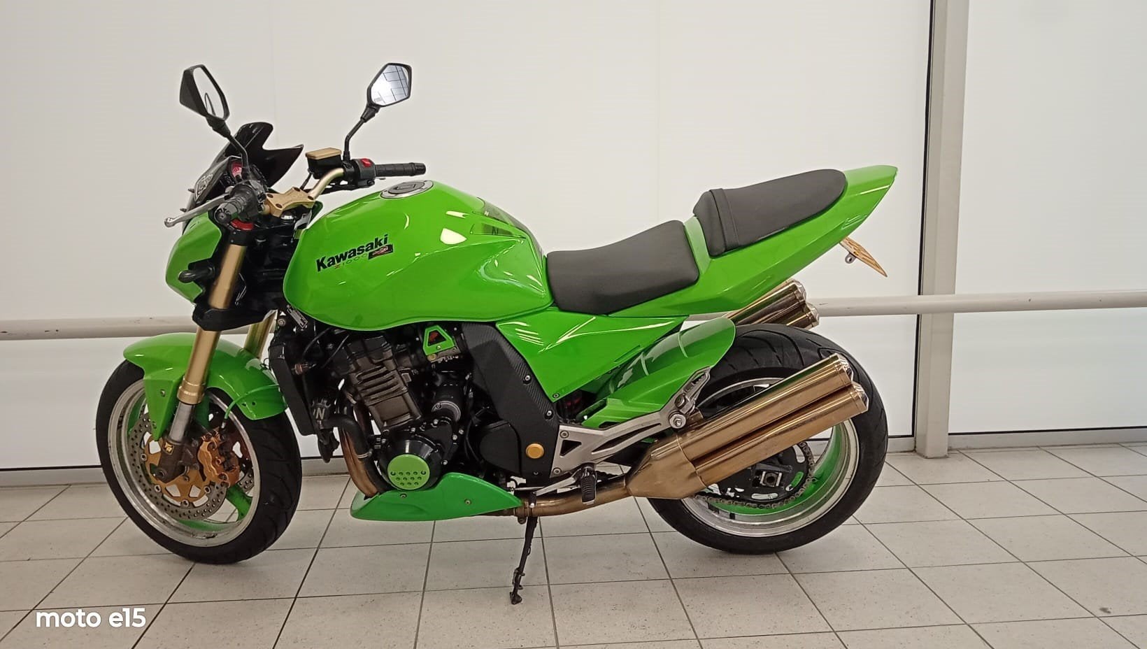 Kawasaki Z 1000 (bj 2003), Bedrijf, Info@kawasaki.nl, Jacobus Spijkerdreef 1-3
2132 PZ  Hoofddorp, NL, Kawasaki Motors Europe N.V.