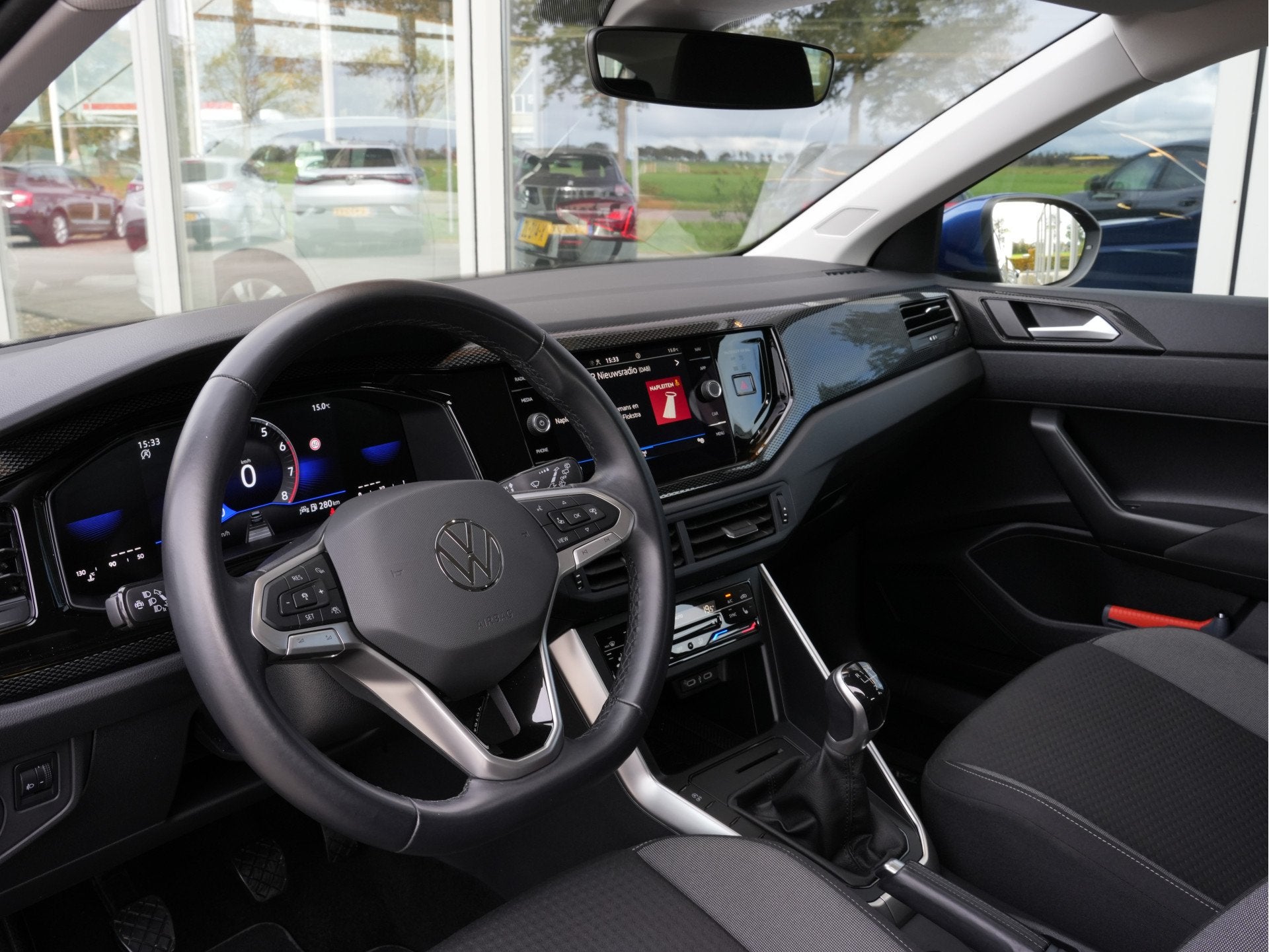 Volkswagen Taigo 1.0 TSI Life Business | Navigatie | Adaptiv, Voorwielaandrijving, 12 maanden, Stof, Gebruikt