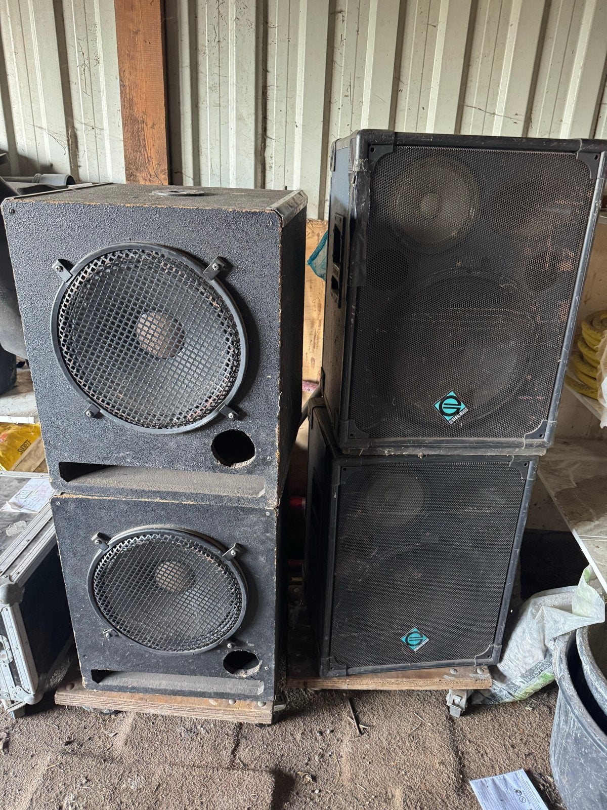 Complete geluidsset: Dynacord speakers, versterker & kabels, Gebruikt, Inclusief kabels, Speakerset, Minder dan 60 watt