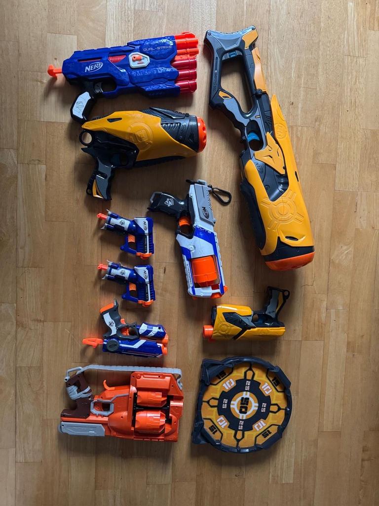 Grote Nerf Blaster Collectie met Dart Tag Shirt, Ophalen of Verzenden, Gebruikt, Jongen of Meisje