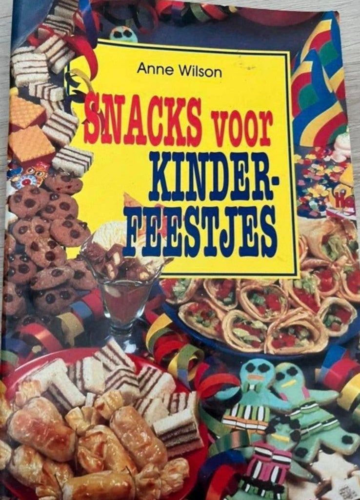 ANNE WILSON SNACKS VOOR KINDER-FEESTJES, Boeken, Ophalen of Verzenden, Gelezen
