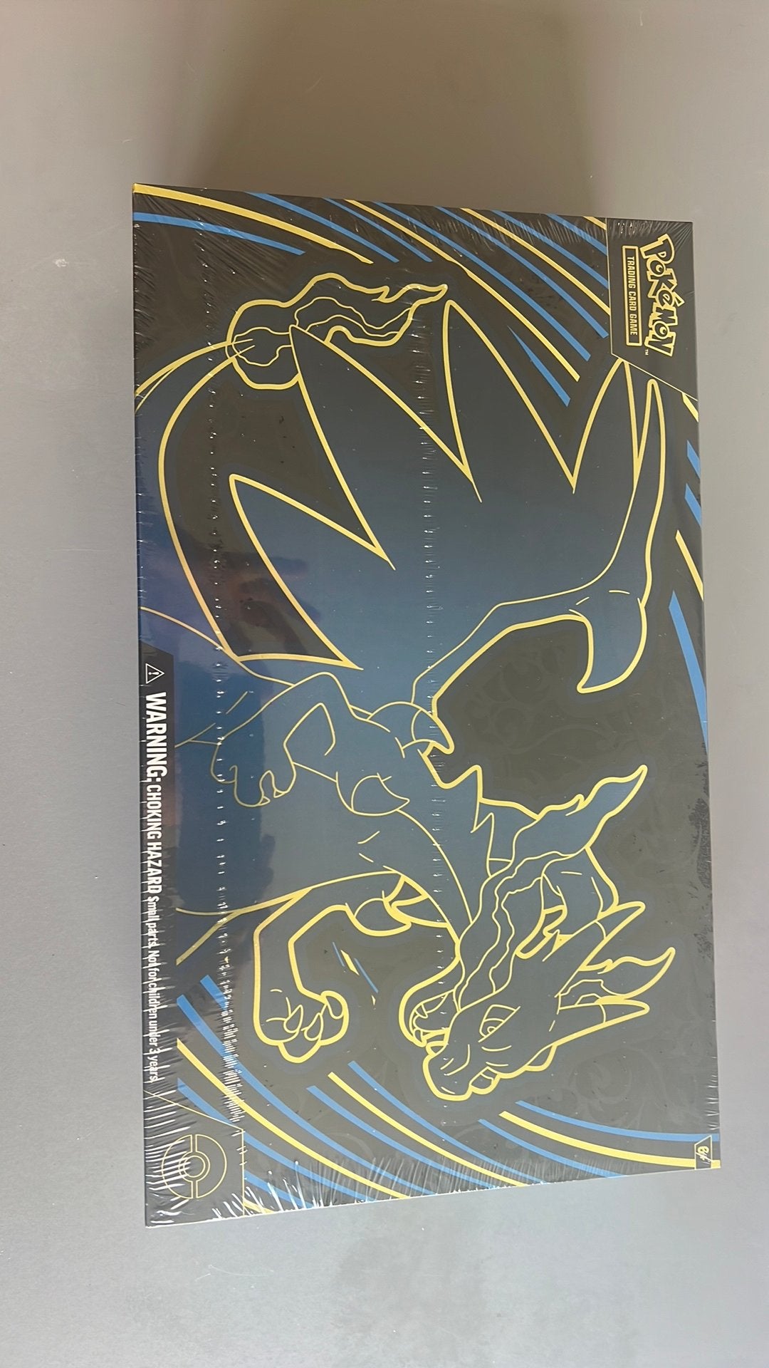 Mega charizarf x ex UPC, Ophalen