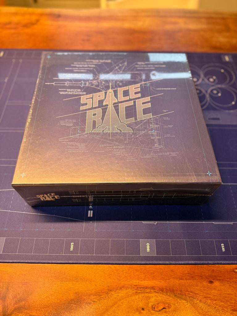 Space Race Kickstarter Edition + expansion + Playmat (nieuw!, Ophalen of Verzenden, Zo goed als nieuw