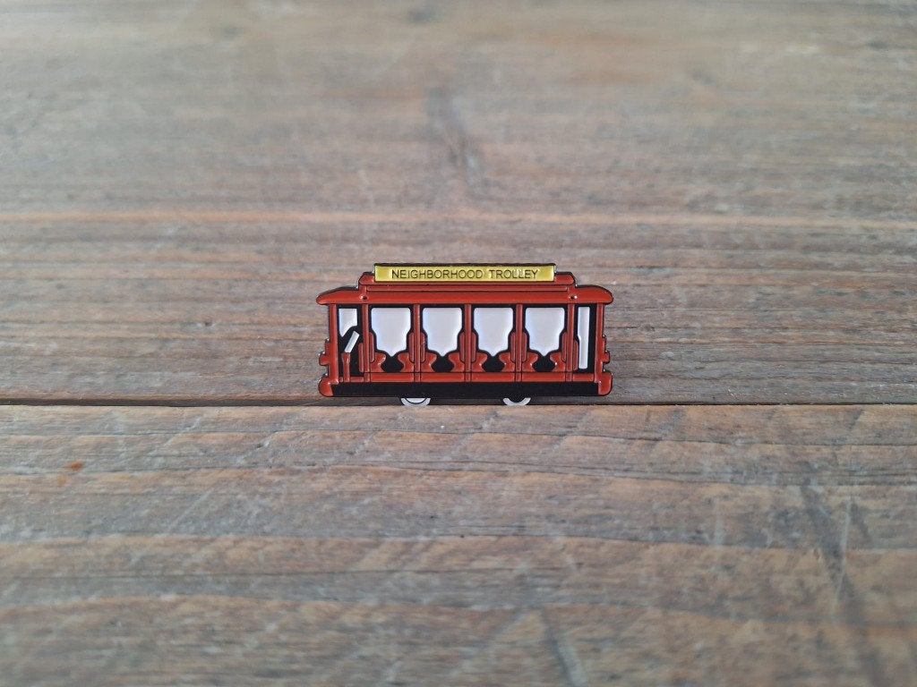 1 pin van een rode tram te koop, Verzamelen, Speldjes, Pins en Buttons, Ophalen of Verzenden, Nieuw, Overige onderwerpen, Speldje of Pin