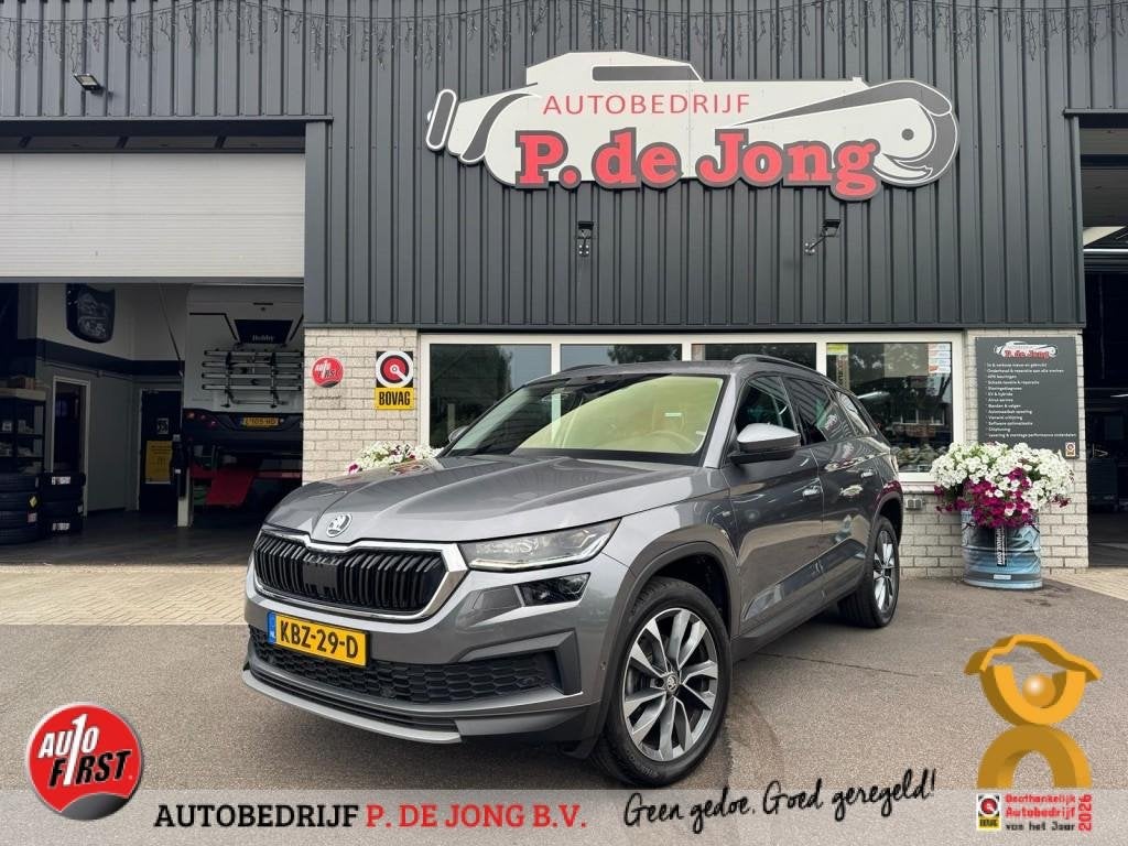 Skoda KODIAQ 1.5 TSI TOUR editie Carplay Stoelverwarming Deu, Automaat, USB, Euro 6, 4 cilinders