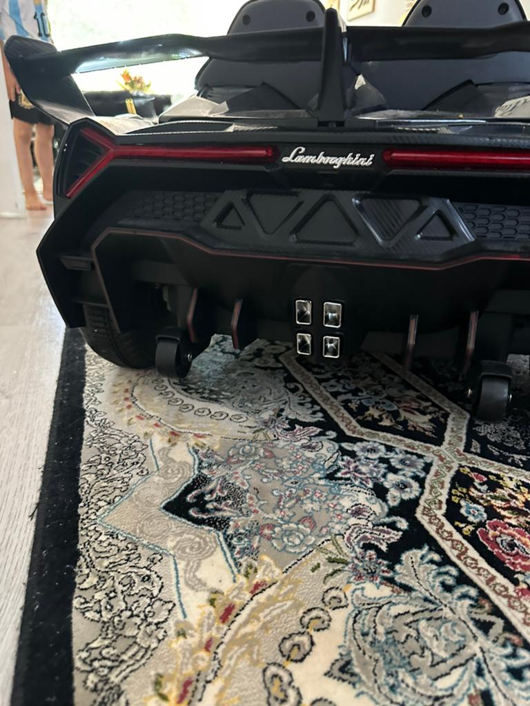 Kinder accu auto Lamborghini, Ophalen of Verzenden, Zo goed als nieuw