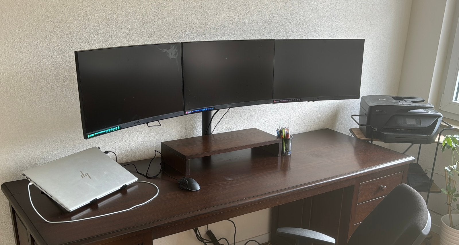 MSI Optix G24 Series Curved Gaming Monitor (3 stuks), Computers en Software, Gaming, 101 t/m 150 Hz, Curved, VA