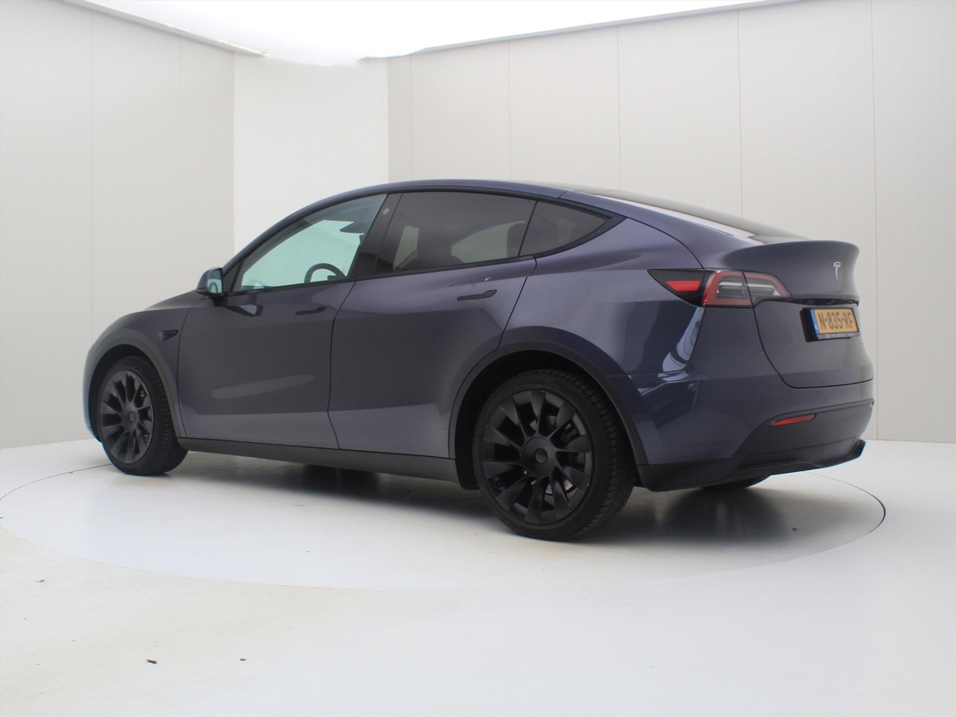 Tesla Model Y Long-Range AWD 351pk 75 kWh [ AUTOPILOT+20 INC, Automaat, Gebruikt, Zwart, Origineel Nederlands