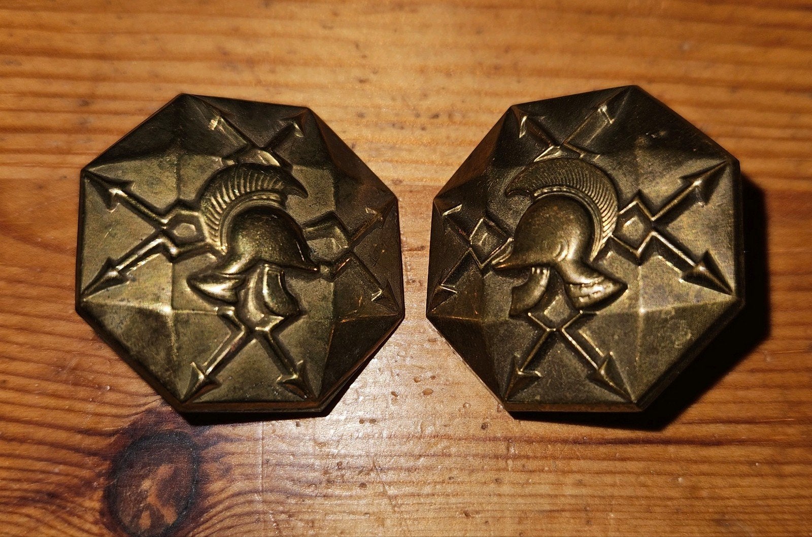 Set schouderemblemen Verbindingsdienst jaren 50, Verzamelen, Ophalen of Verzenden, Landmacht, Nederland, Embleem of Badge