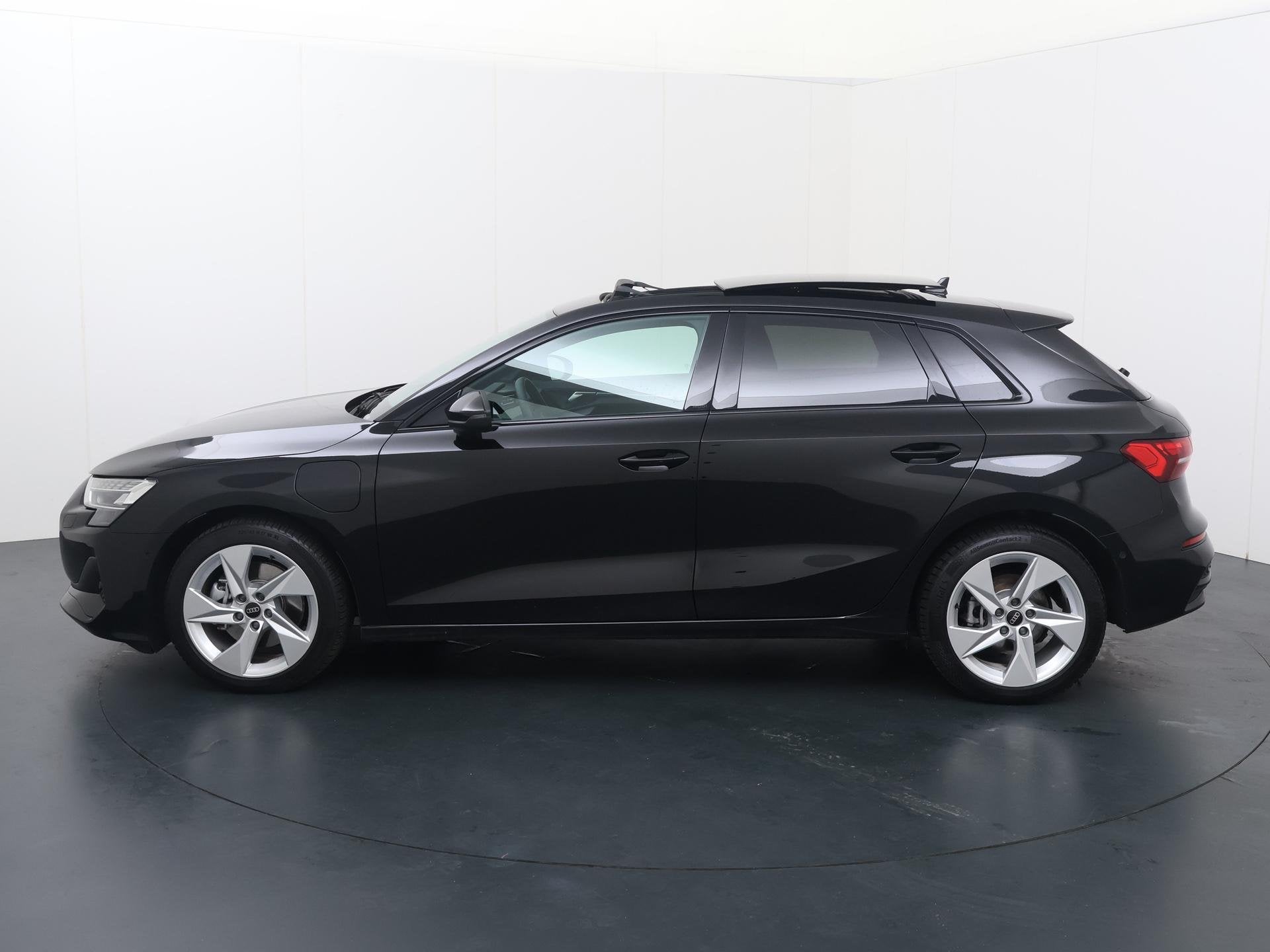 Audi A3 Sportback 40 TFSI e Advanced edition | 204 PK | SoH, Auto's, Stof, 1498 cc, 4 cilinders, Met garantie (alle)