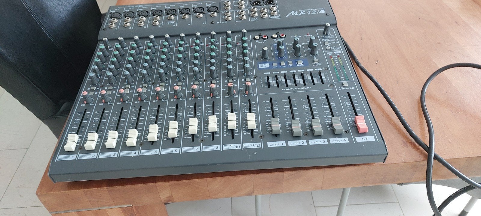 yamaha mengpaneel  Mx 12/4, Muziek en Instrumenten, Mengpanelen, Ophalen of Verzenden, Zo goed als nieuw, 10 tot 20 kanalen, Microfooningang