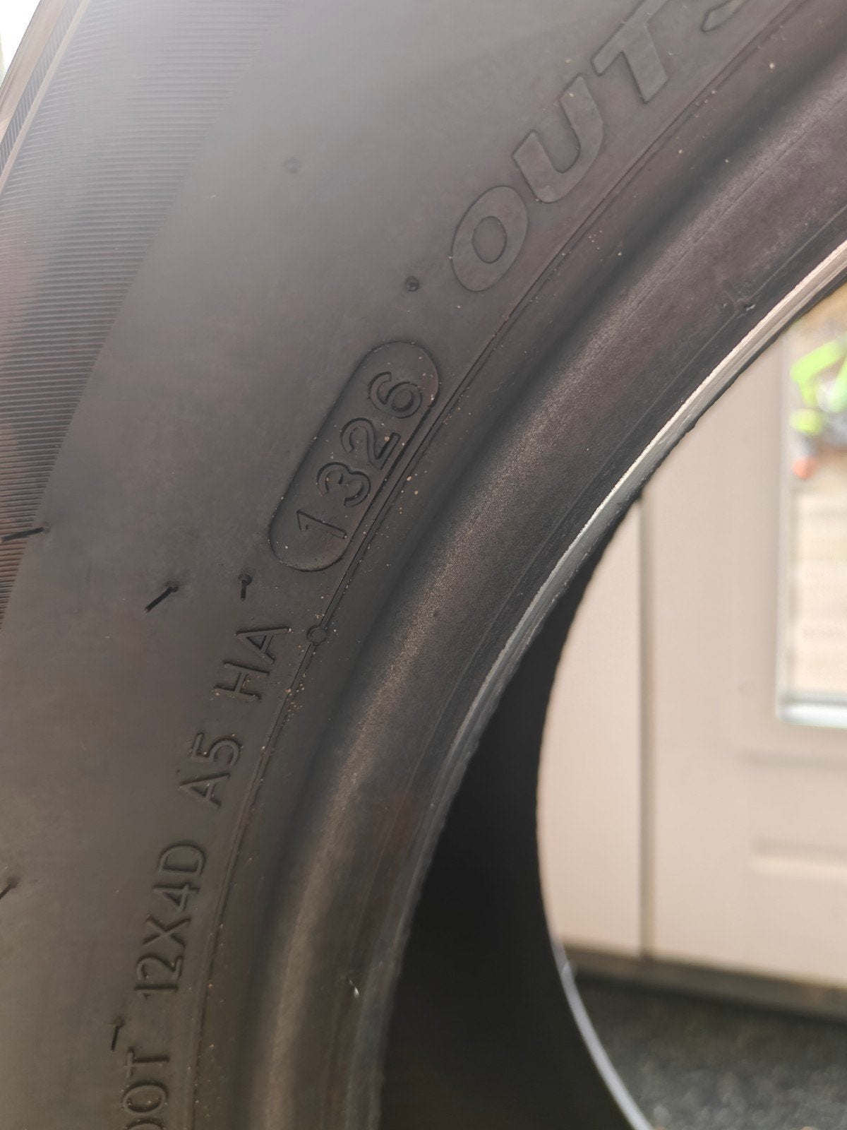 Foto 4 van 4x Hankook iON evo SUV 235/55 ZR18 104W XL T0 – Tesla – DOT