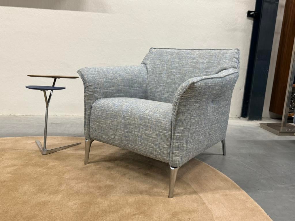 Nieuw Leolux Mayon Fauteuil Ruvido Blauw design stoel stof, Huis en Inrichting, Fauteuils, Leolux, Nieuw, 75 tot 100 cm, Ophalen of Verzenden