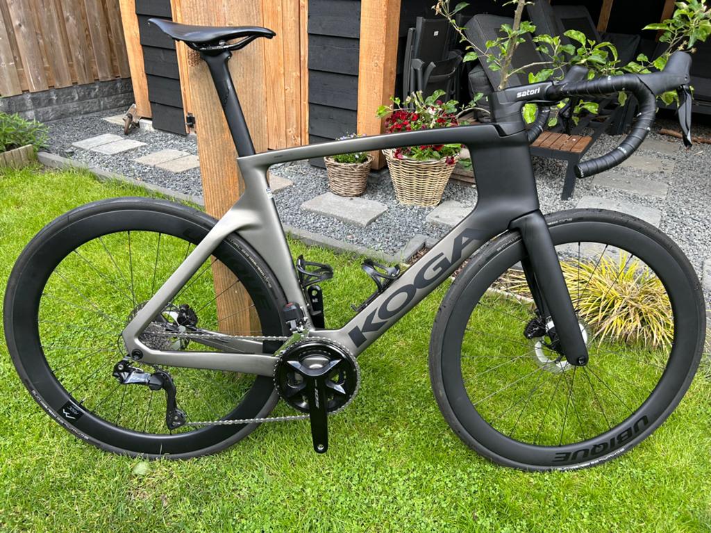Koga Kinsei Prestige size M 3 maanden oud - 629 km, Fietsen en Brommers, Fietsen | Racefietsen, Ophalen, 28 inch, Carbon, Zo goed als nieuw