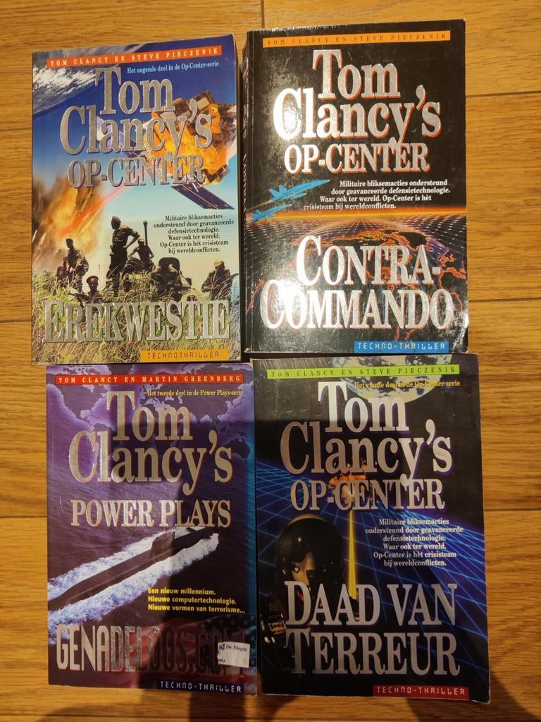 Tom Clancy boekenpakket: 4 spannende thrillers, Ophalen of Verzenden, Nederland