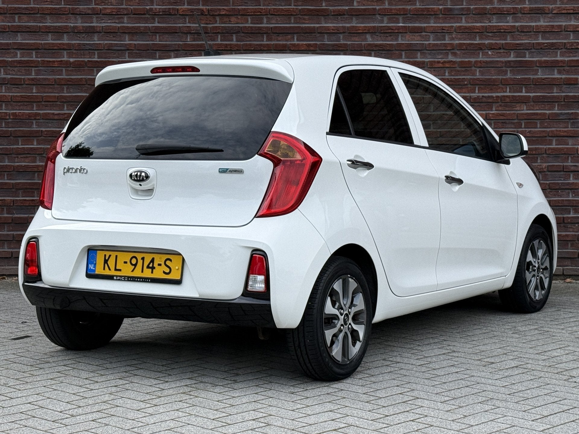 Foto 2 van Kia Picanto 1.0 CVVT Comf.PlusLine Navigator Volledige Histo