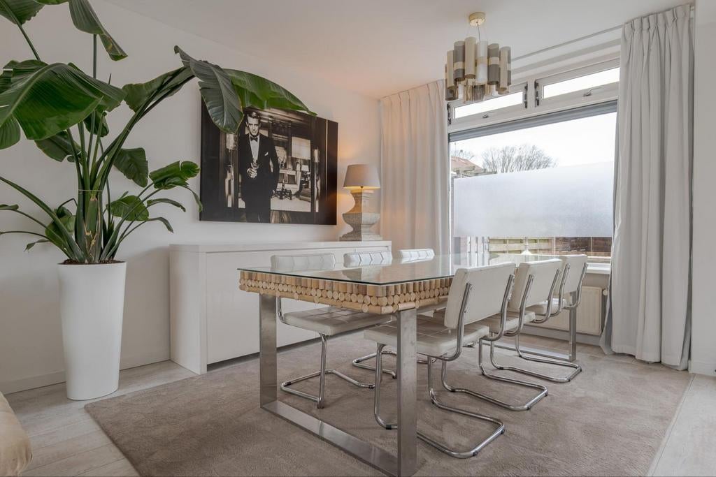 Koopje! Mooie eettafel van Rofra Home met glazen blad, Ophalen, Rechthoekig, 200 cm of meer, 50 tot 100 cm