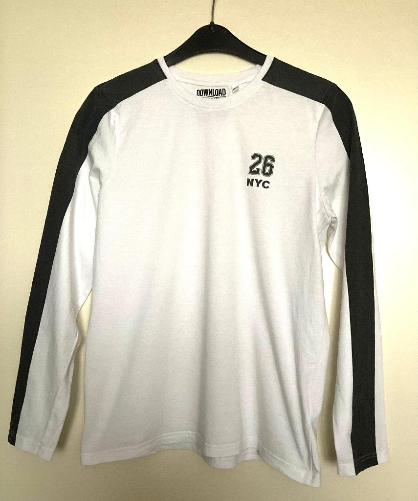 Wit longsleeve met front print mt 170 - 176 - HERE & THERE, Ophalen of Verzenden, Zo goed als nieuw, Jongen, Shirt of Longsleeve