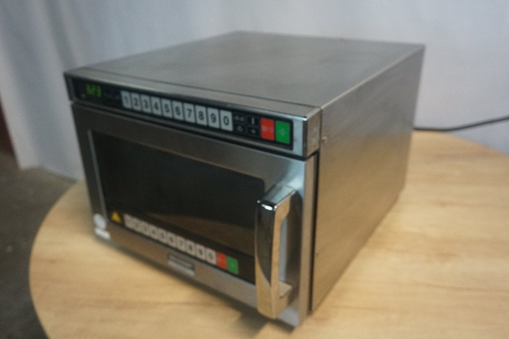 Sharp horeca magnetron | R-2100At, Ophalen, Gebruikt, Minder dan 45 cm, Magnetron
