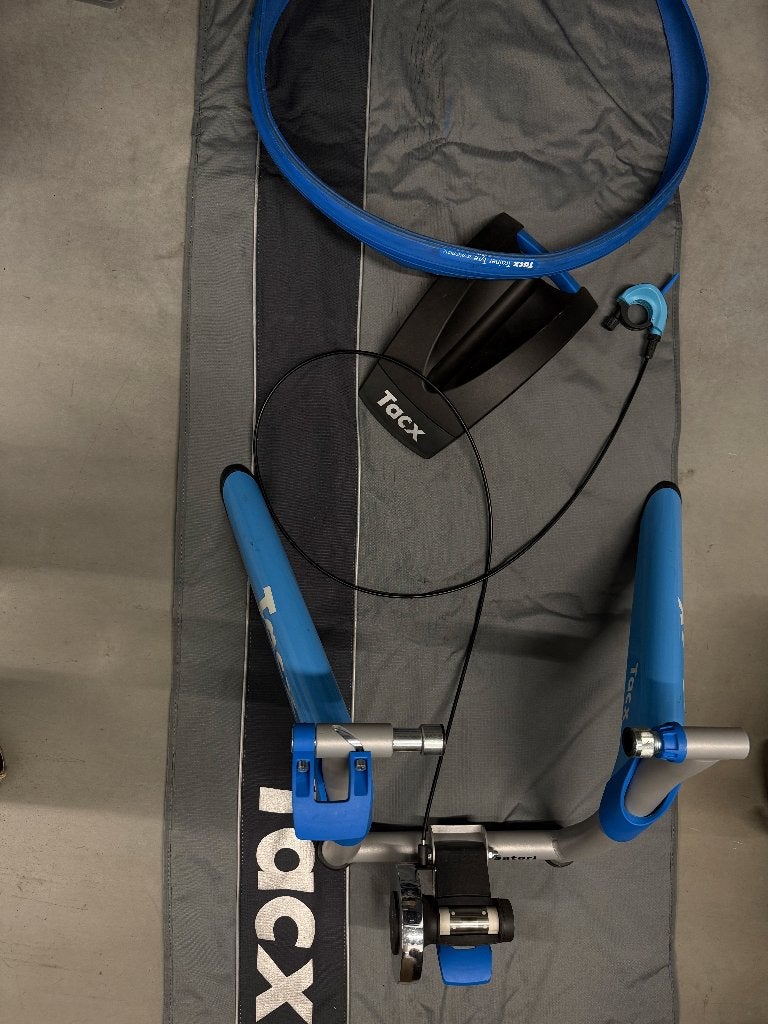 Tacx Satori T1856 fietstrainer compleet + mat + trainerband, Ophalen, Zo goed als nieuw, Overige typen
