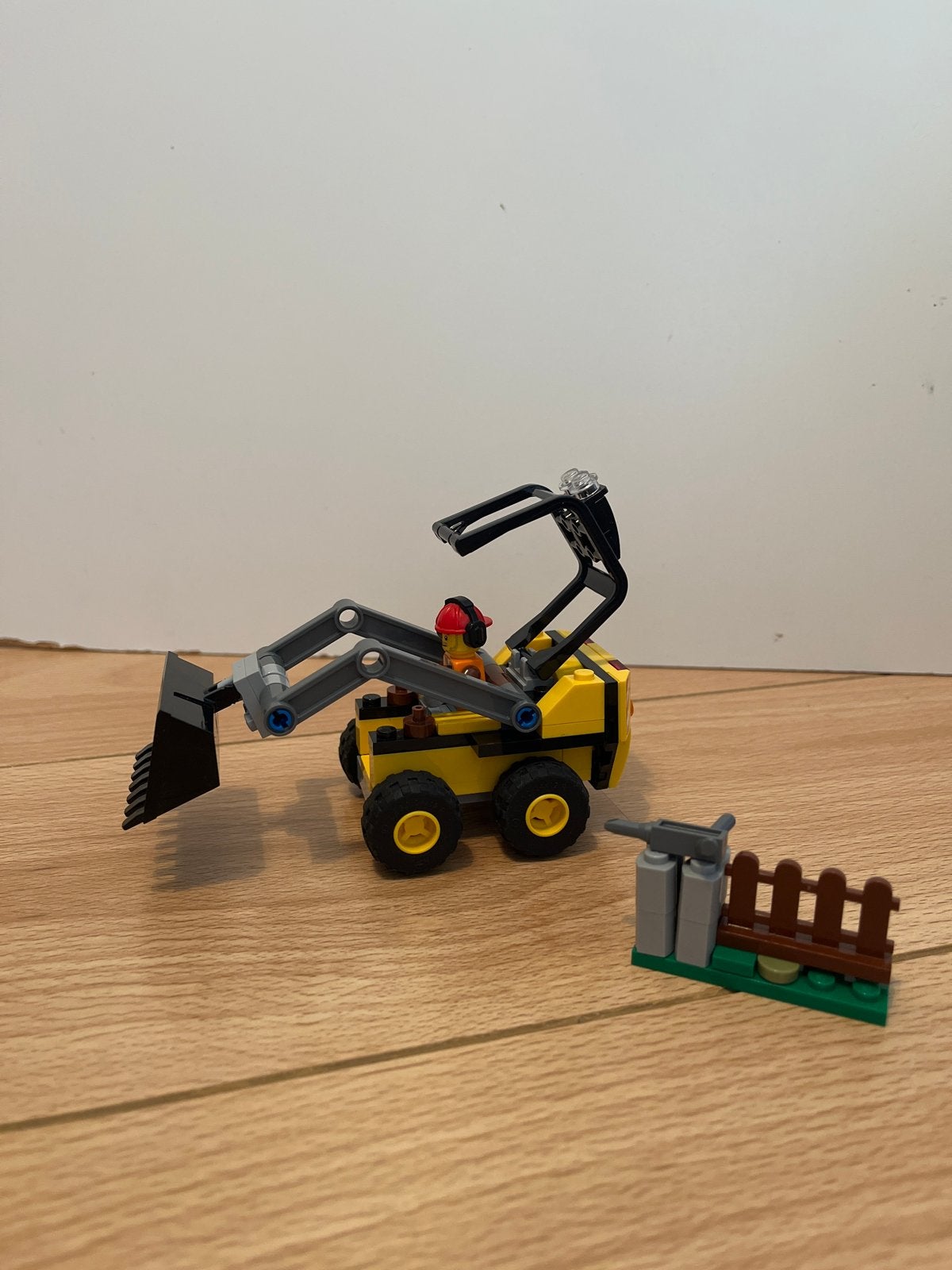 LEGO City 60219 Bouwvoertuig met Graafmachine, Ophalen of Verzenden, Zo goed als nieuw, Overige merken