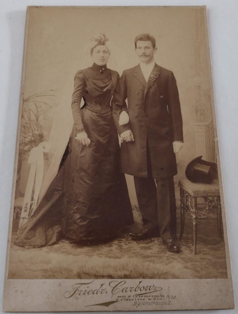 oude foto huwelijk-zwarte trouwjurk, Ophalen of Verzenden, Voor 1940, Gebruikt, Overige onderwerpen