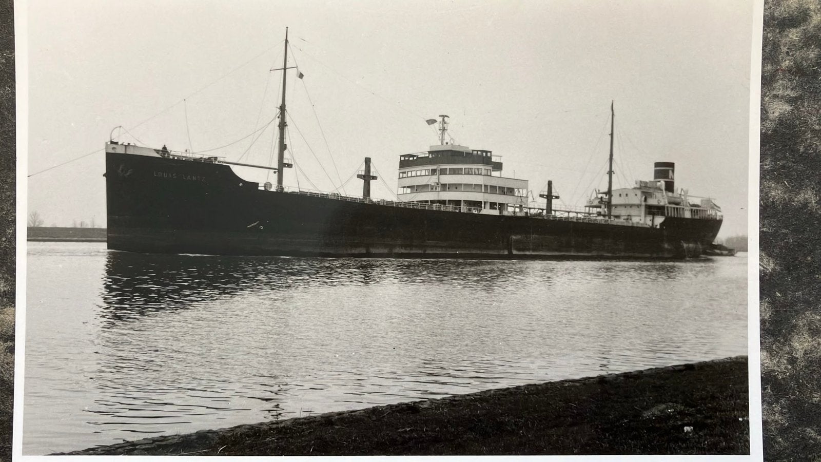 LOUIS LANTZ  ('31) - Wm Müller & Co  bulker  1956-1960, Verzamelen, Scheepvaart, Ophalen of Verzenden, Zo goed als nieuw, Kaart, Foto of Prent