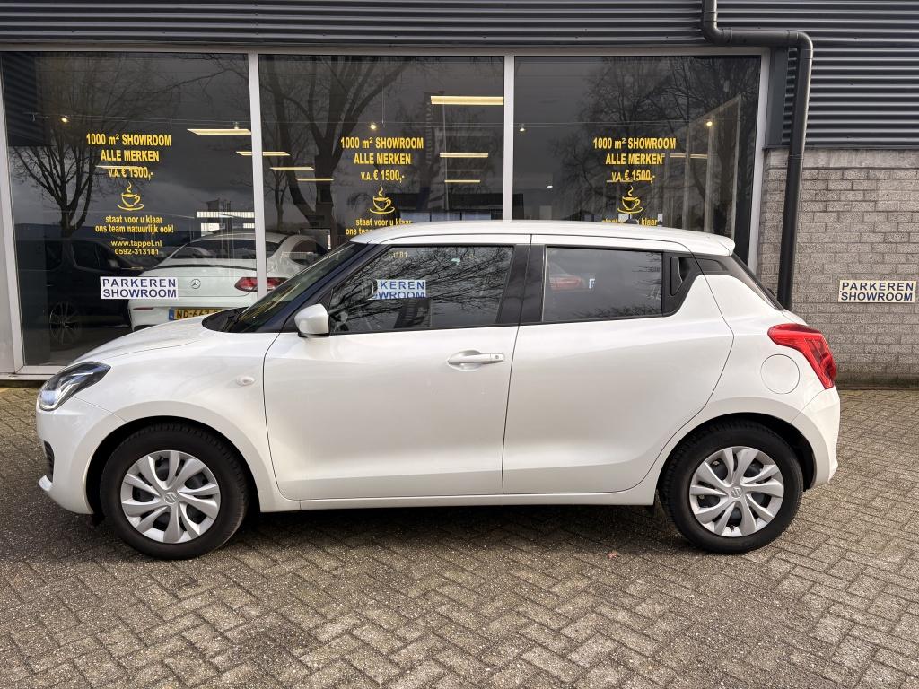 Suzuki Swift ADC/Airco/Dab+/Bluetooth 1.2 Comfort Smart Hybr, Gebruikt, 4 cilinders, 400 kg, Origineel Nederlands