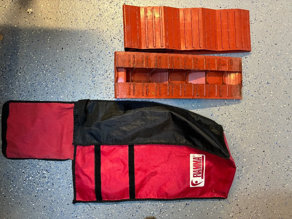 Set oprijkeggen met tas, Caravans en Kamperen, Caravan accessoires, Ophalen, Gebruikt