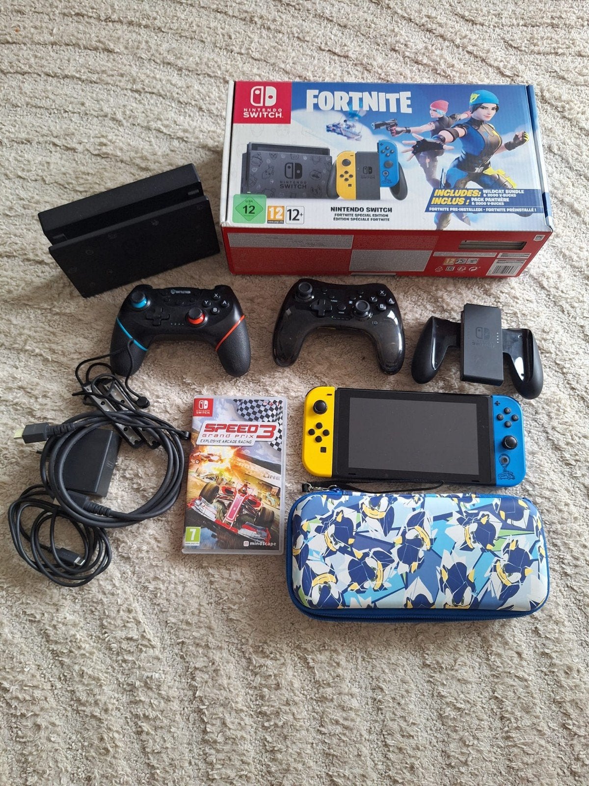 Nintendo Switch Fortnite Special Edition, Spelcomputers en Games, Ophalen, Met 2 controllers, Switch Original