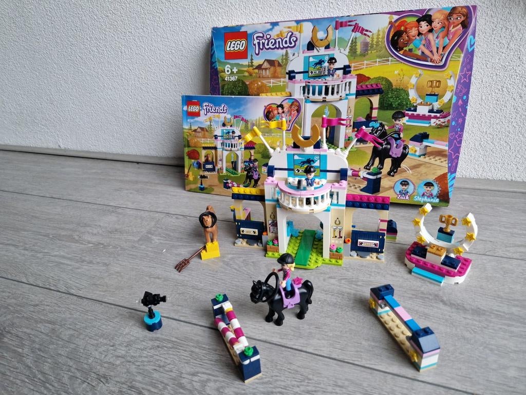 LEGO friends 41367 Stephanie's paardenconcours COMPLEET, Ophalen of Verzenden, Zo goed als nieuw, Complete set, Lego