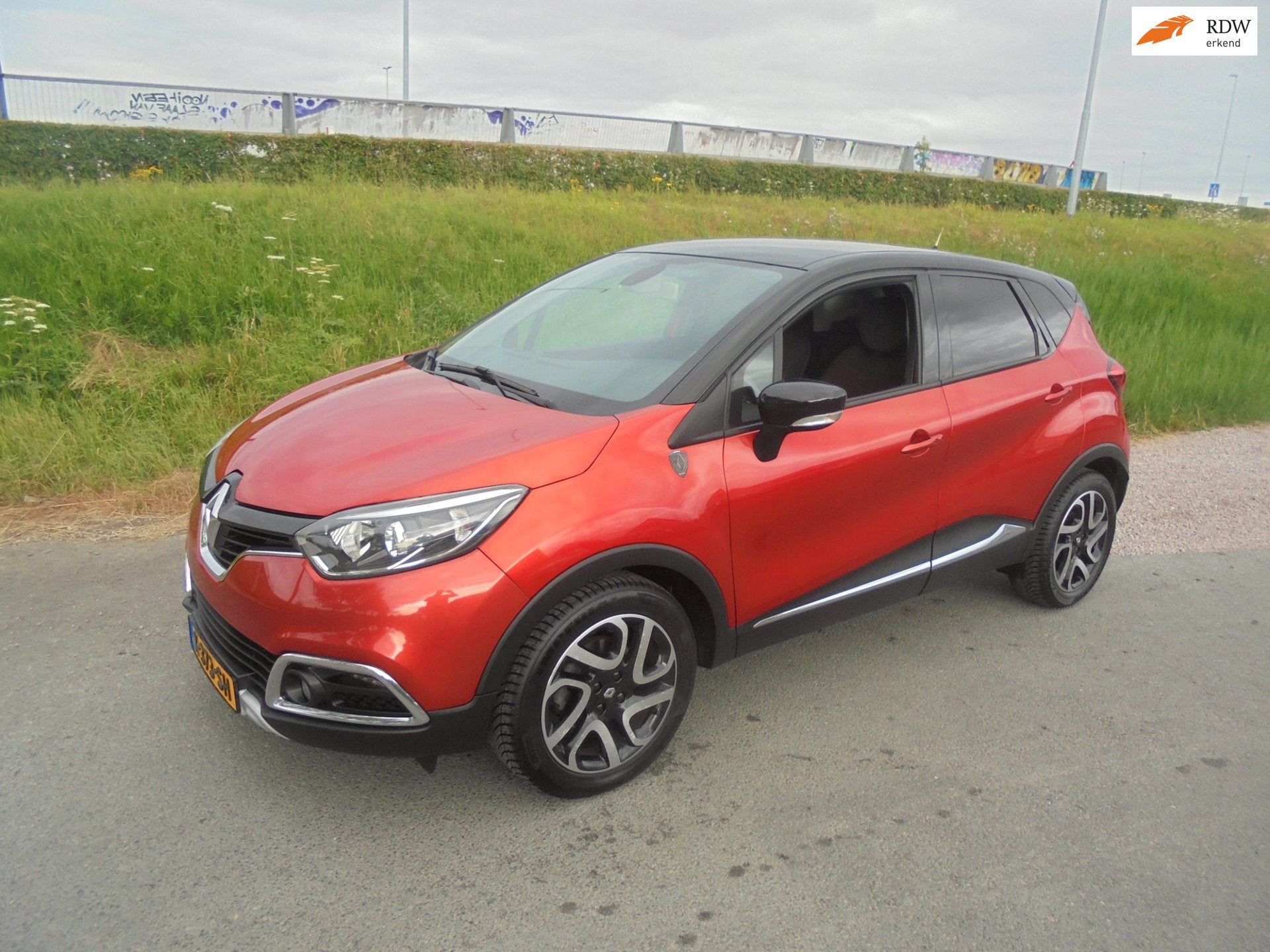 Renault Captur Renault Captur 1.2 benzine Automaat Helly Han, Auto's, Renault, Bedrijf, Te koop, Captur, ABS, Airbags, Airconditioning
