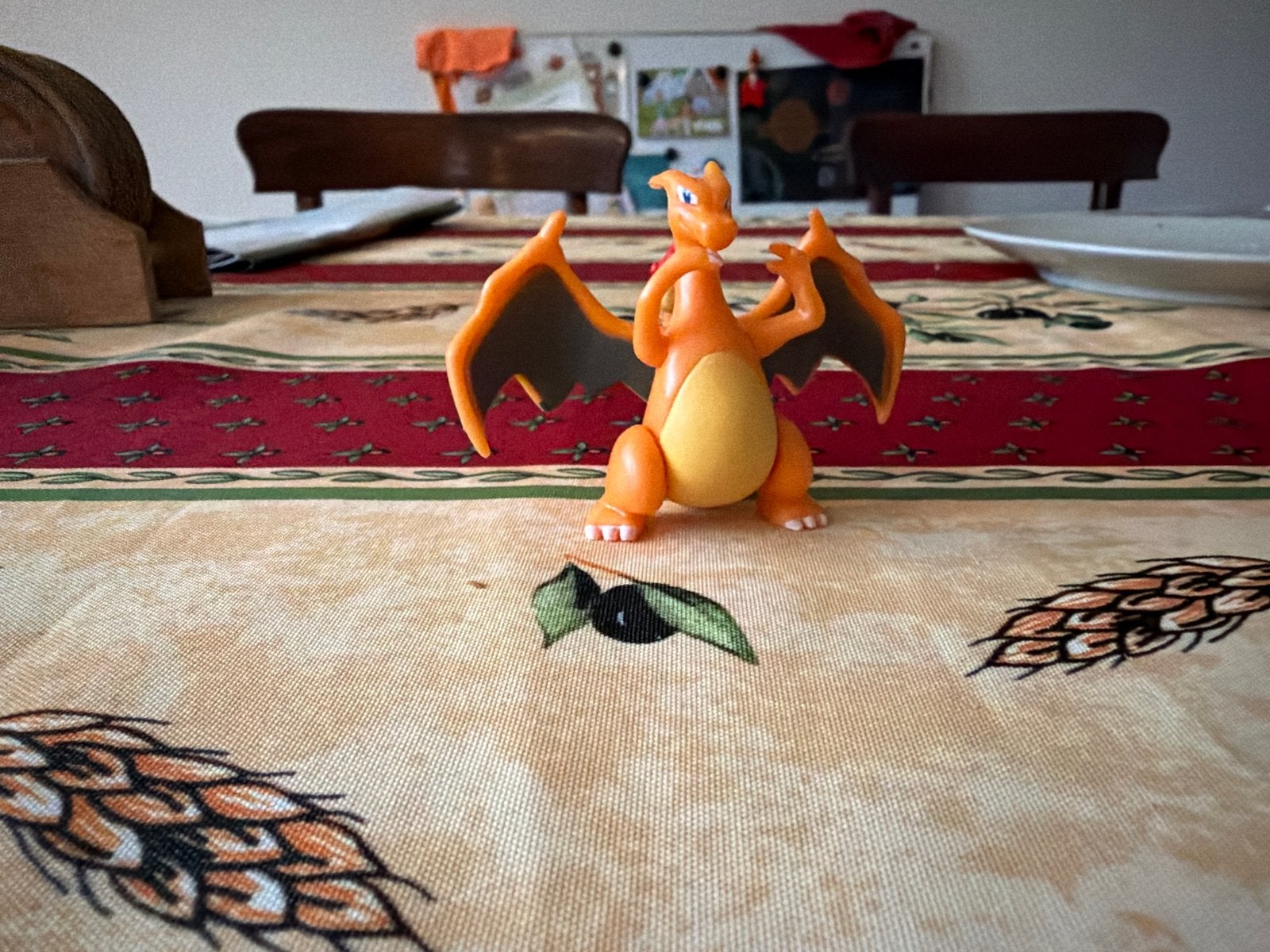 Charizard Pokémon figuur - Zo goed als nieuw, Ophalen of Verzenden, Zo goed als nieuw