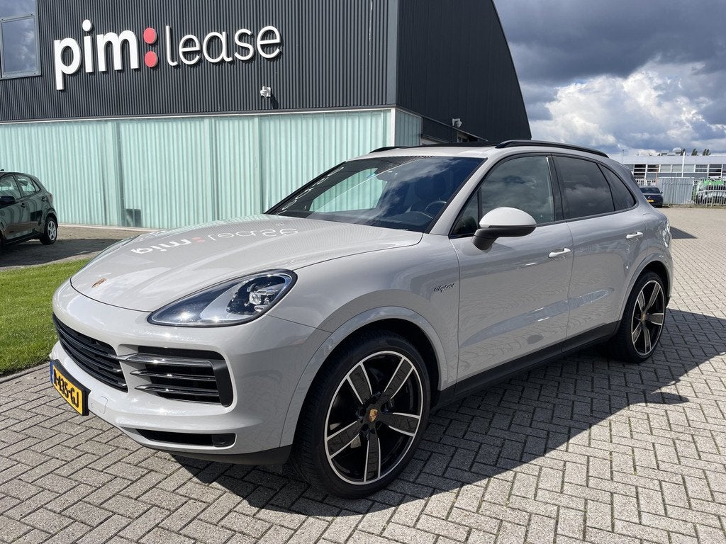 Porsche Cayenne 3.0 E-Hybrid | Luchtvering | SportChrono | S, Automaat, Cayenne, 14 kWh, 2270 kg
