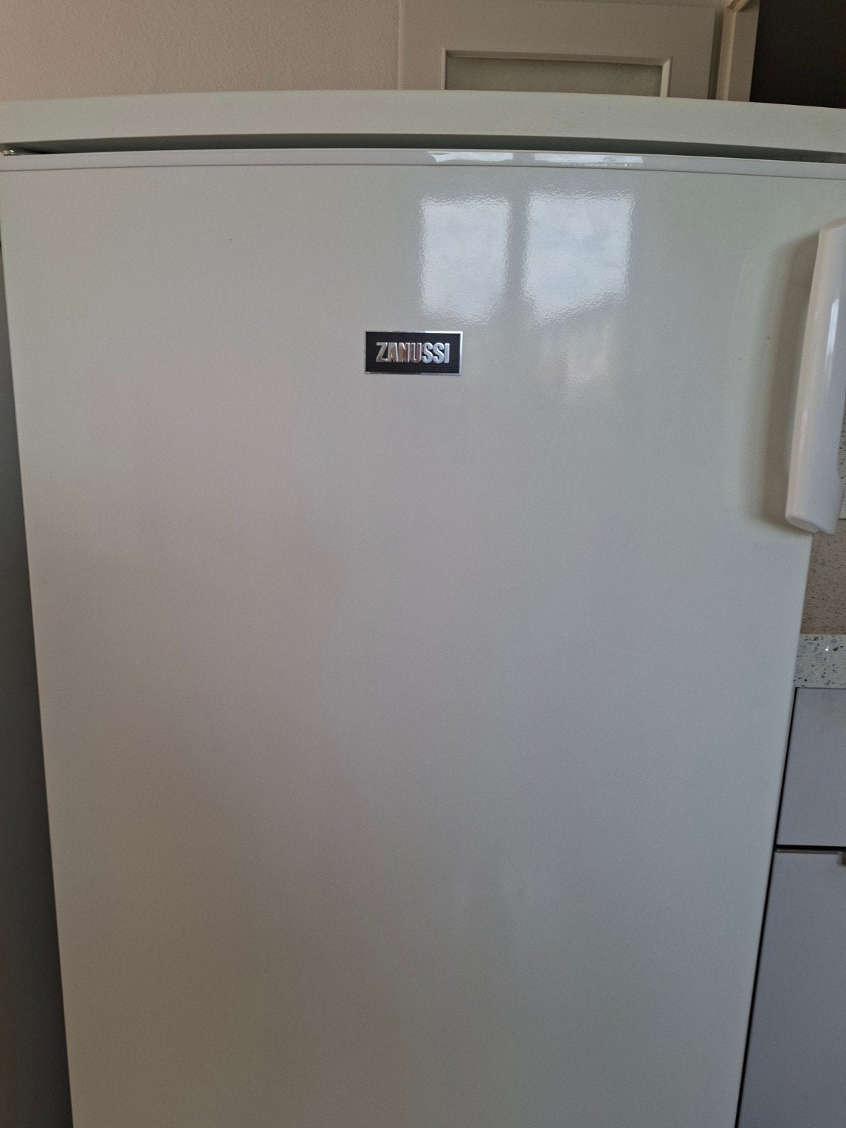 te koop: zanussi koelkast zonder vriezer, Witgoed en Apparatuur, Ophalen, Gebruikt, Zonder vriesvak