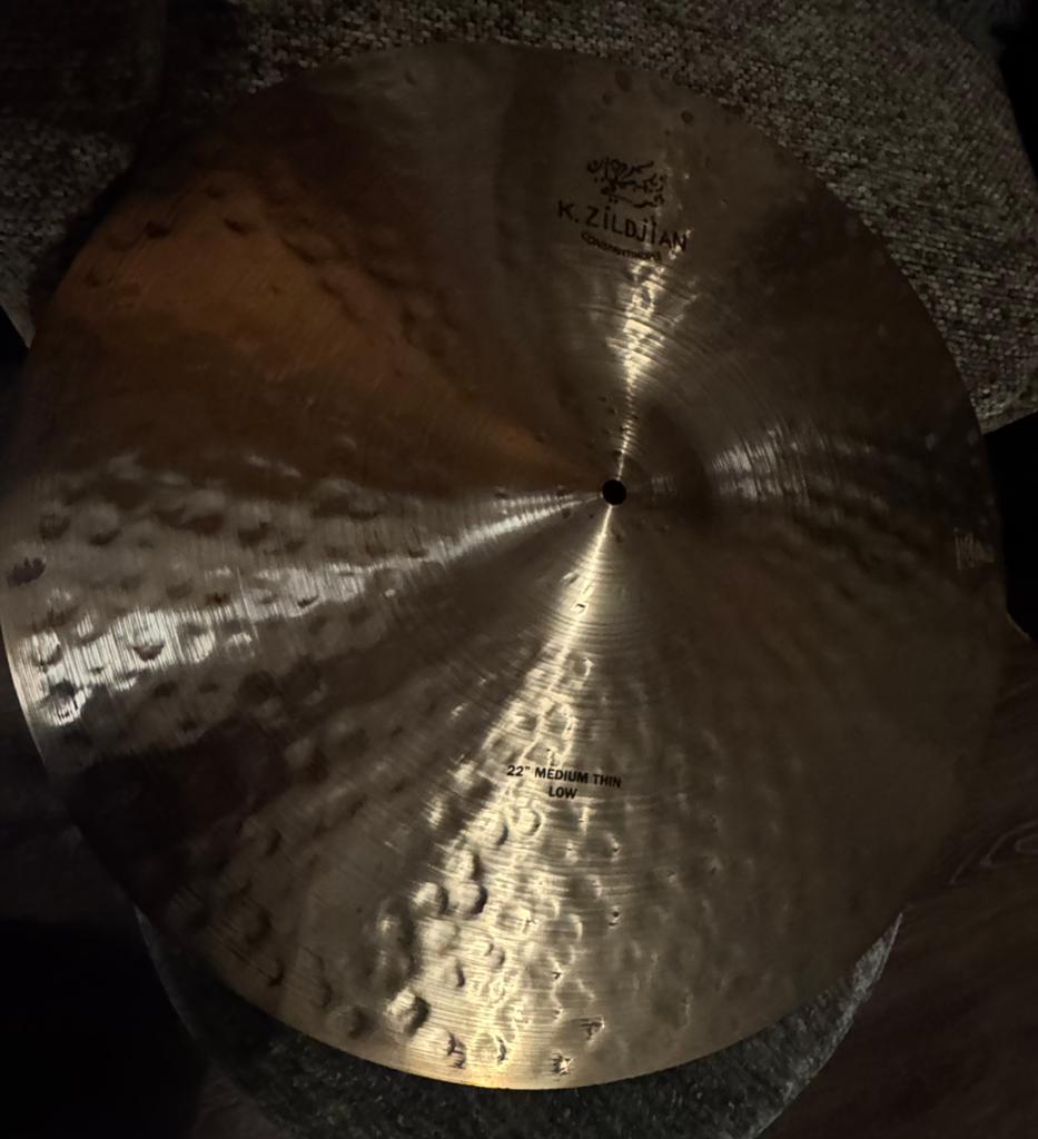 K Constantinople Medium thin ride 22, Muziek en Instrumenten, Drumstellen en Slagwerk, Ophalen of Verzenden, Zo goed als nieuw