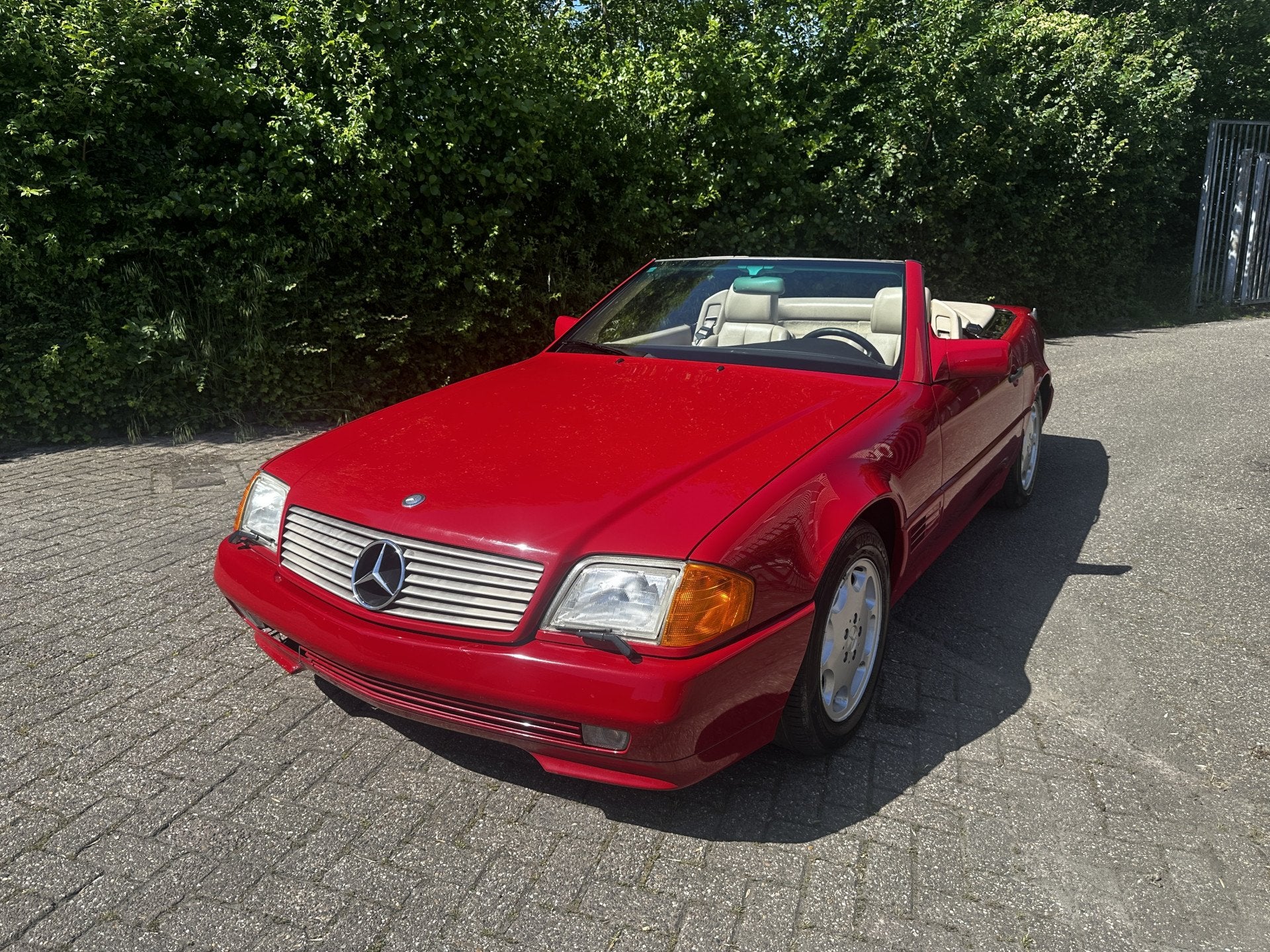 Mercedes-Benz SL-Klasse 500 (bj 1994, automaat), Auto's, Automaat, Achterwielaandrijving, 4973 cc, Beige