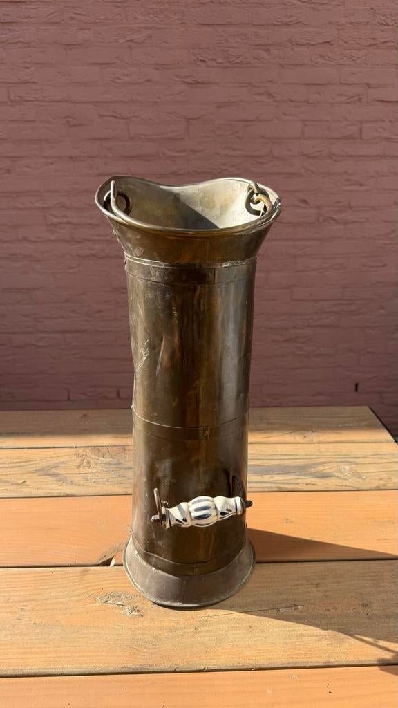 Antieke koperen kolenemmer met porseleinen handvat, Ophalen of Verzenden, Koper