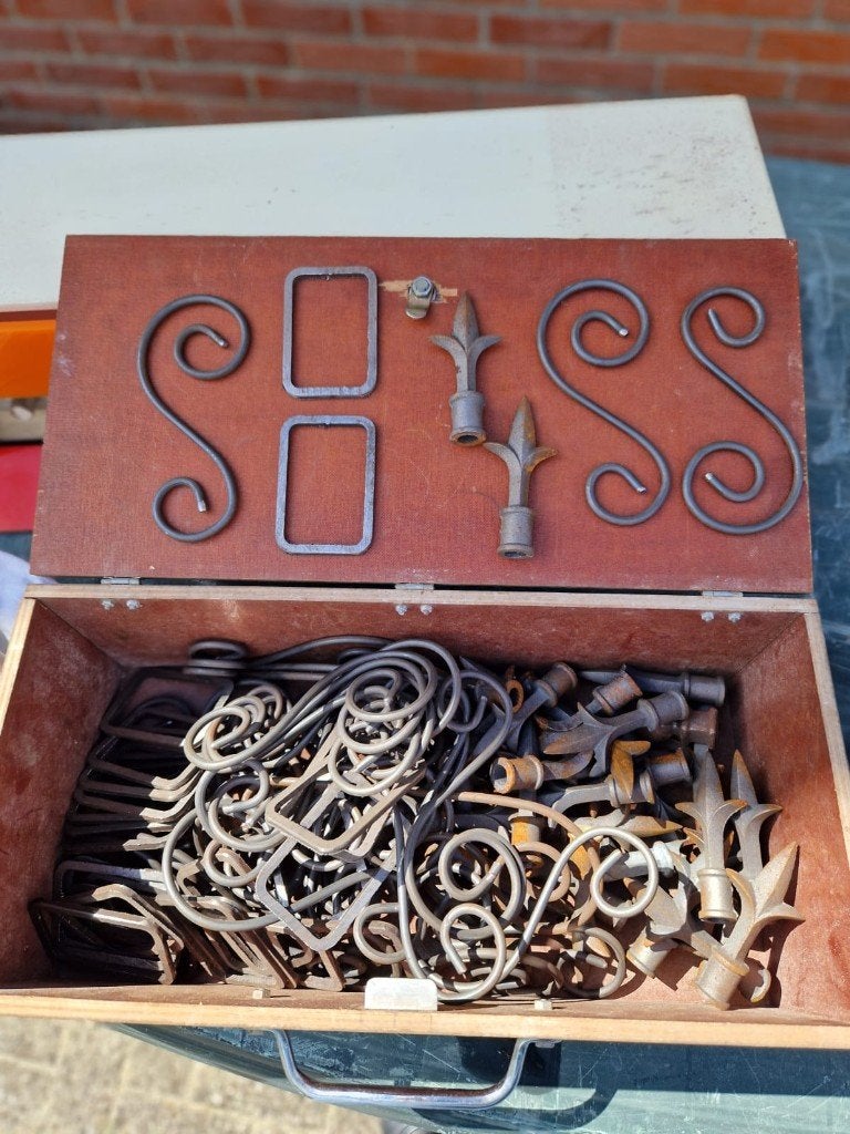 Materiaal voor hekwerk, Ophalen, Gebruikt, IJzer, Sierhekwerk