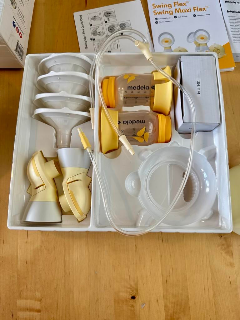 Medela Swing Maxi Flex dubbele borstkolf, Ophalen of Verzenden, Zo goed als nieuw, Borstkolf