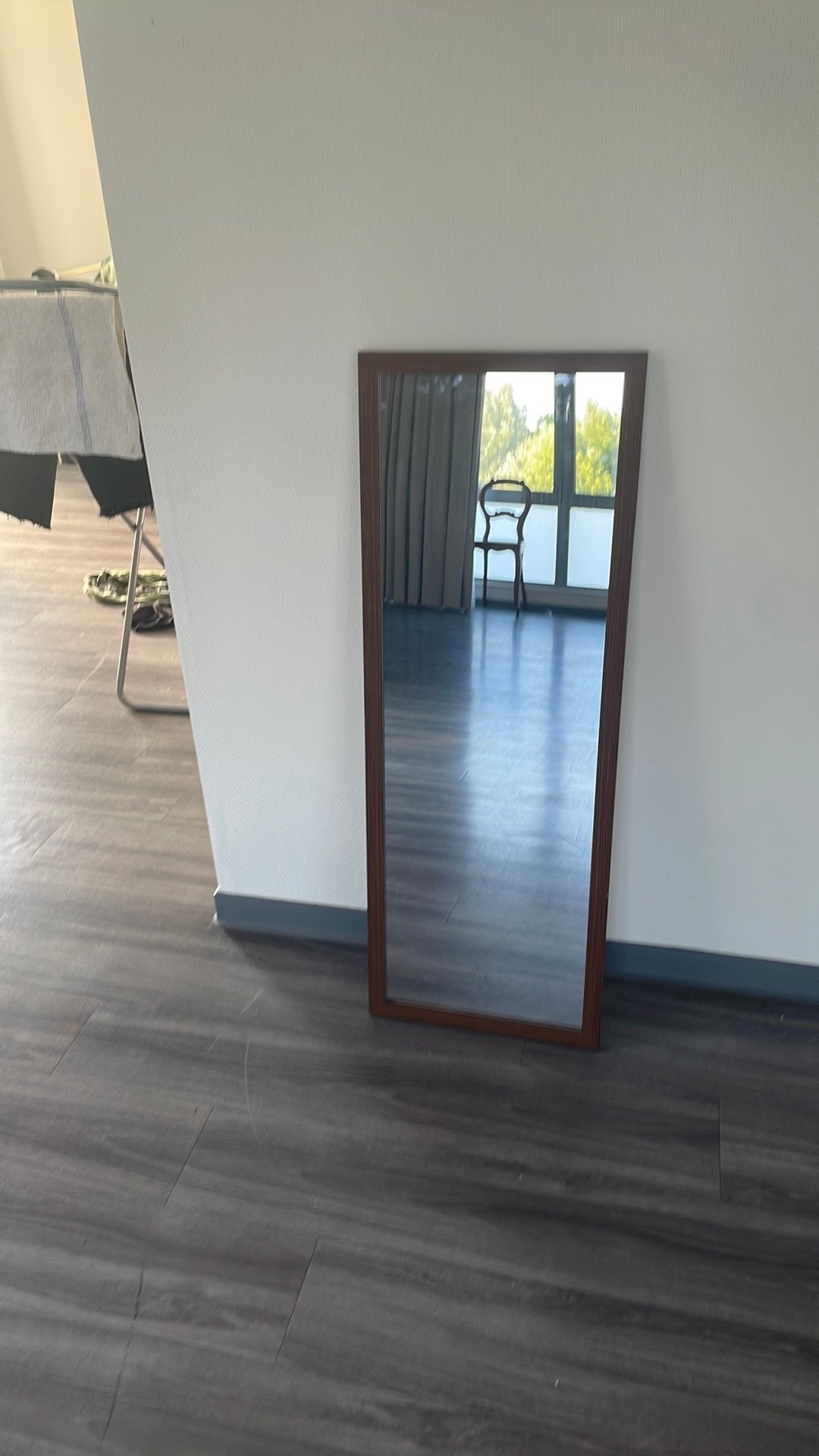 Mirror small and light, Huis en Inrichting, Ophalen, Zo goed als nieuw