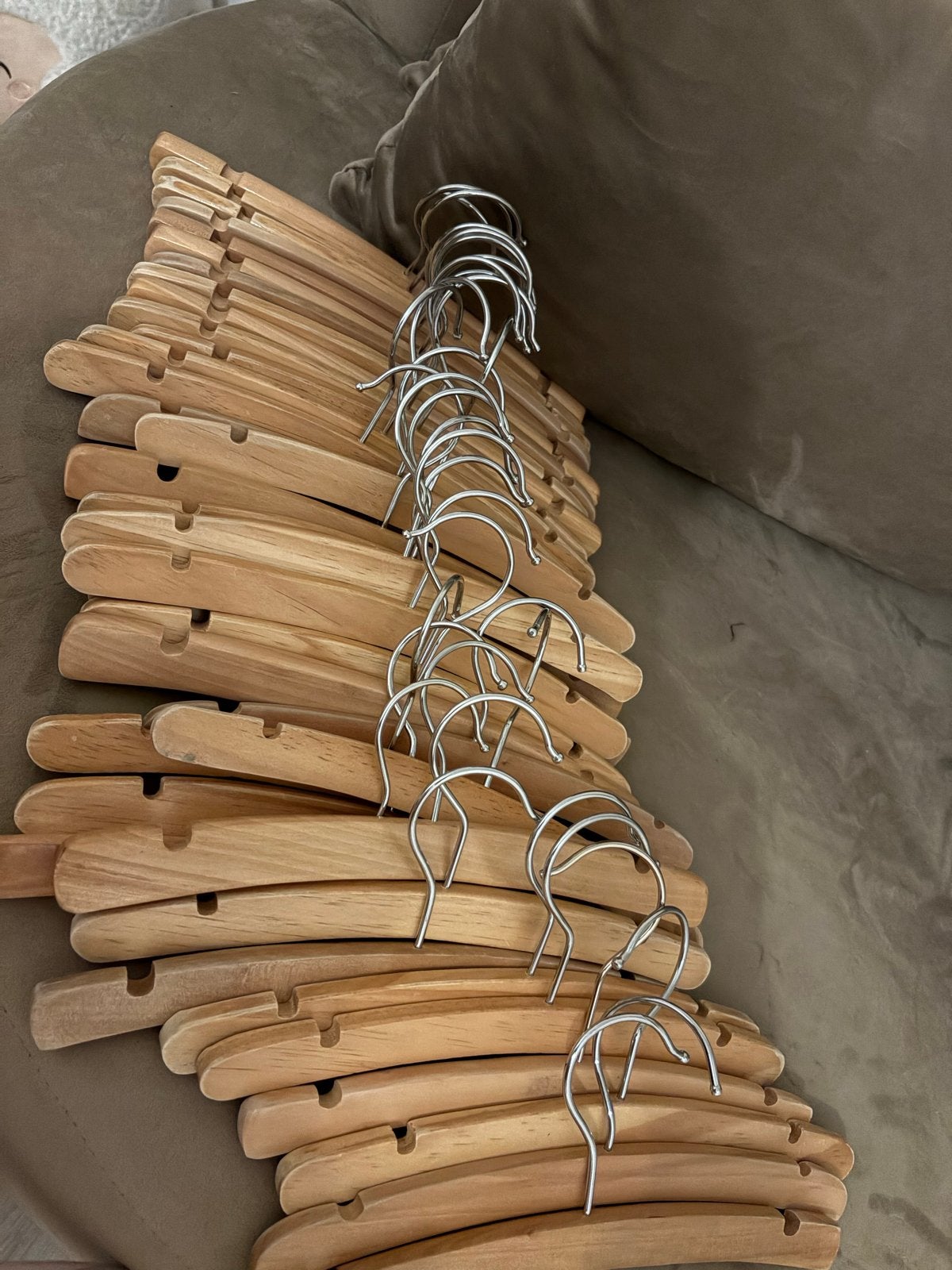 Houten kinder kledinghangers - Set van 55+, Ophalen of Verzenden, Gebruikt