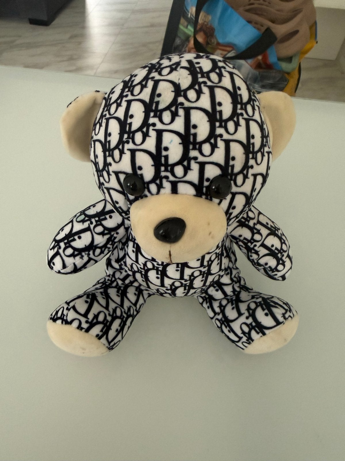 Teddybeer met Dior-achtig patroon, Beer, Ophalen of Verzenden, Zo goed als nieuw, Middelgroot (20 tot 80 cm)