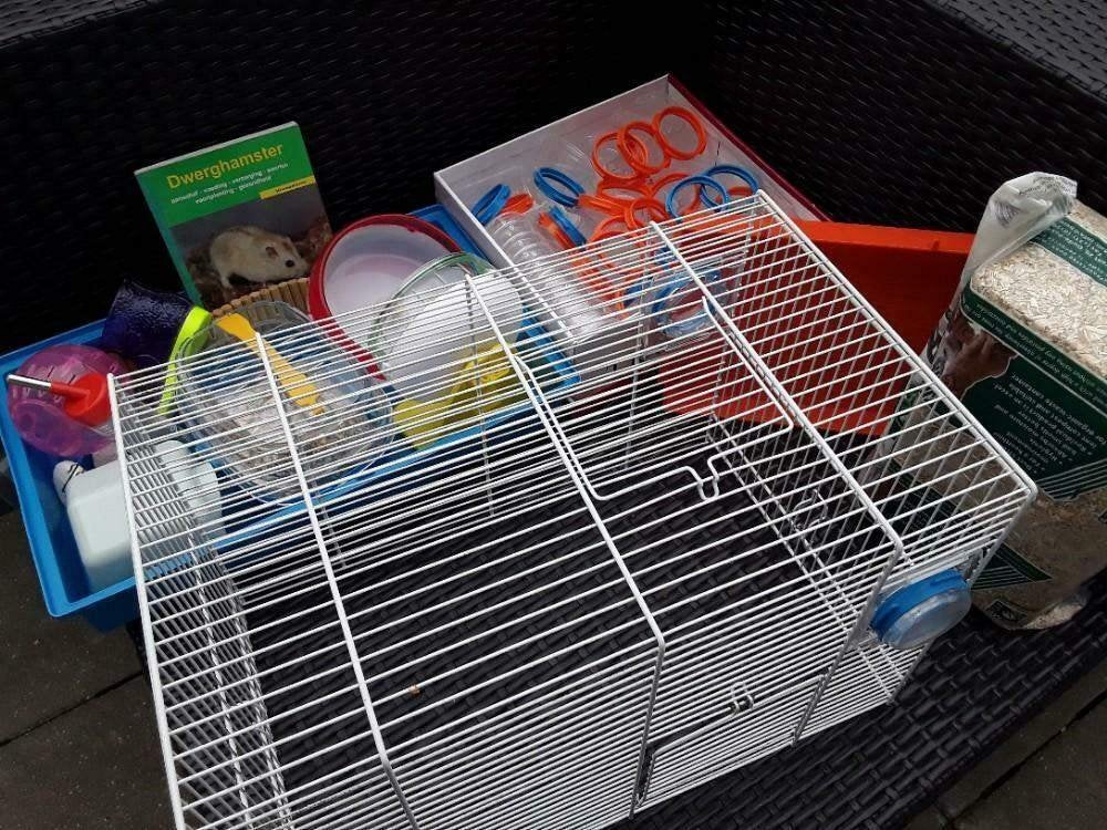 Ferplast hamsterkooi met diverse accessoires / extra's, Dieren en Toebehoren, Knaagdieren en Konijnen | Hokken en Kooien, Gebruikt