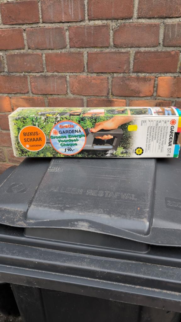 Gardena Buxusschaar Elektrisch - Nieuw in doos, Ophalen of Verzenden, Nieuw, Elektrisch, Gardena