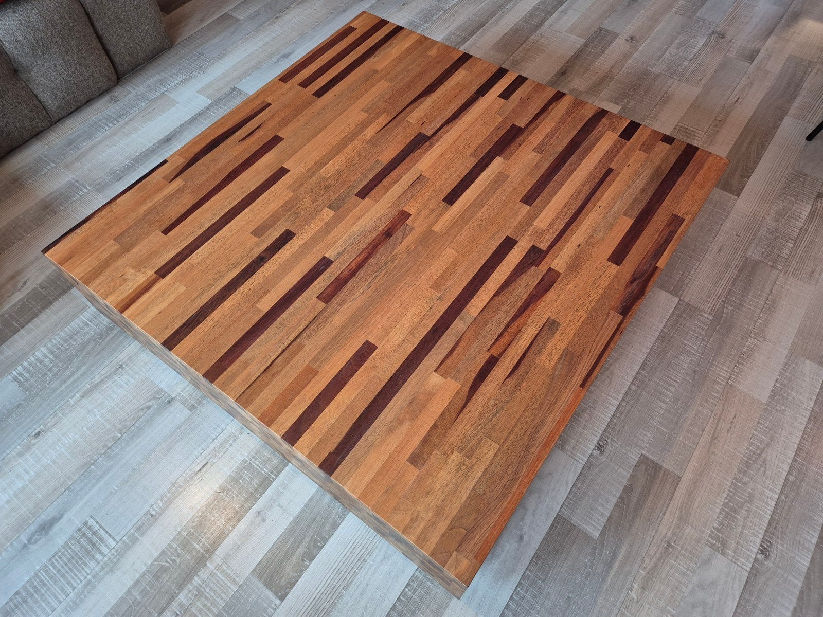 Linteloo Aulia salontafel van Henk Vos, Ophalen, 50 tot 100 cm, Modern, Industrieel, Vierkant